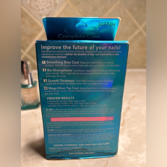 Sally Hansen  | bundle of 6 nail polishes + cuticle oil - Picture 2 of 4